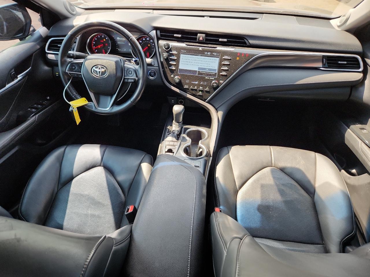 2018 TOYOTA CAMRY
