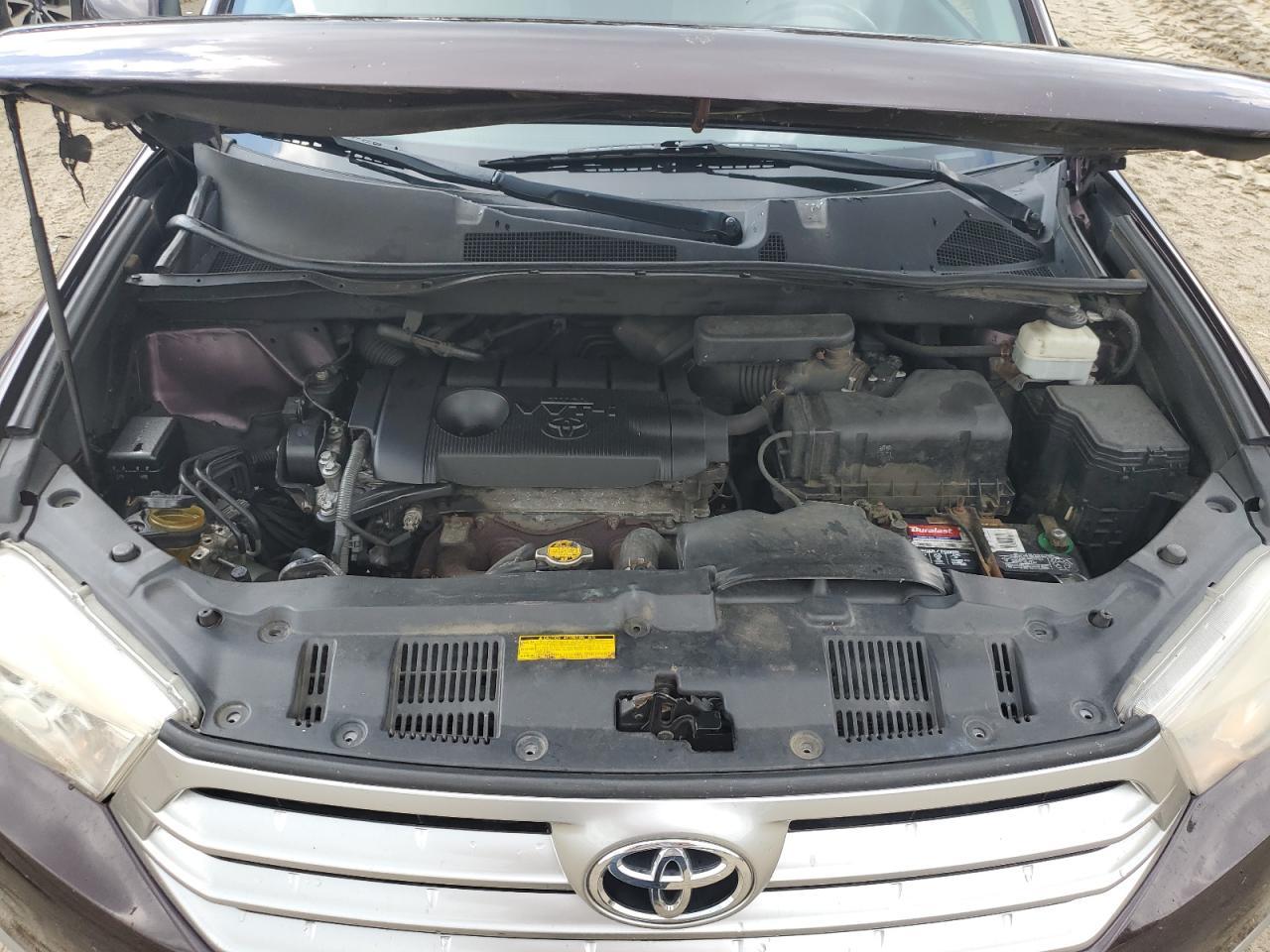 2012 TOYOTA HIGHLANDER