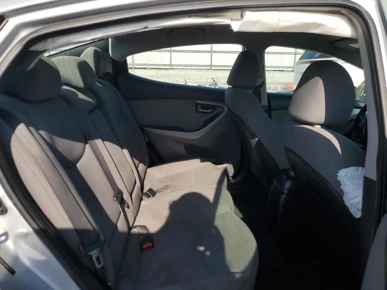 2014 HYUNDAI ELANTRA