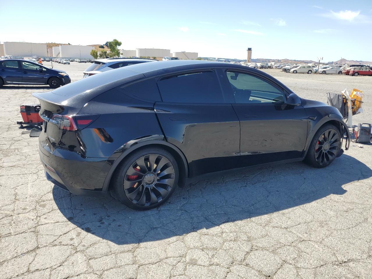 2022 TESLA MODEL Y