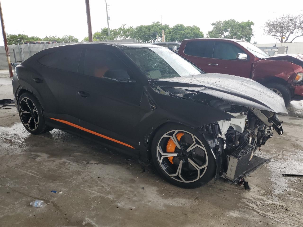 2019 Lamborghini Urus
