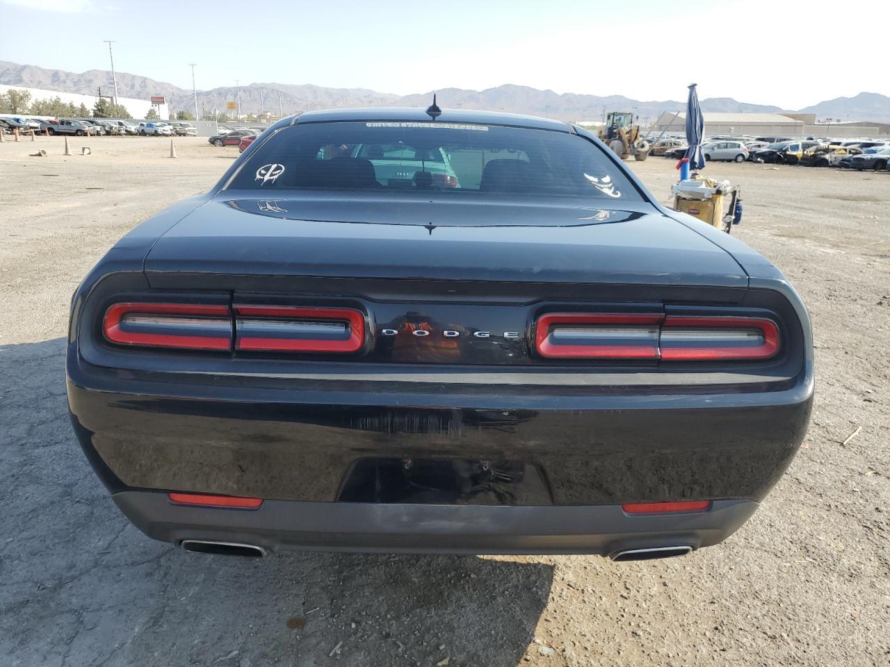 2015 DODGE Challenger