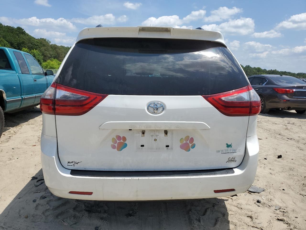 2020 TOYOTA SIENNA