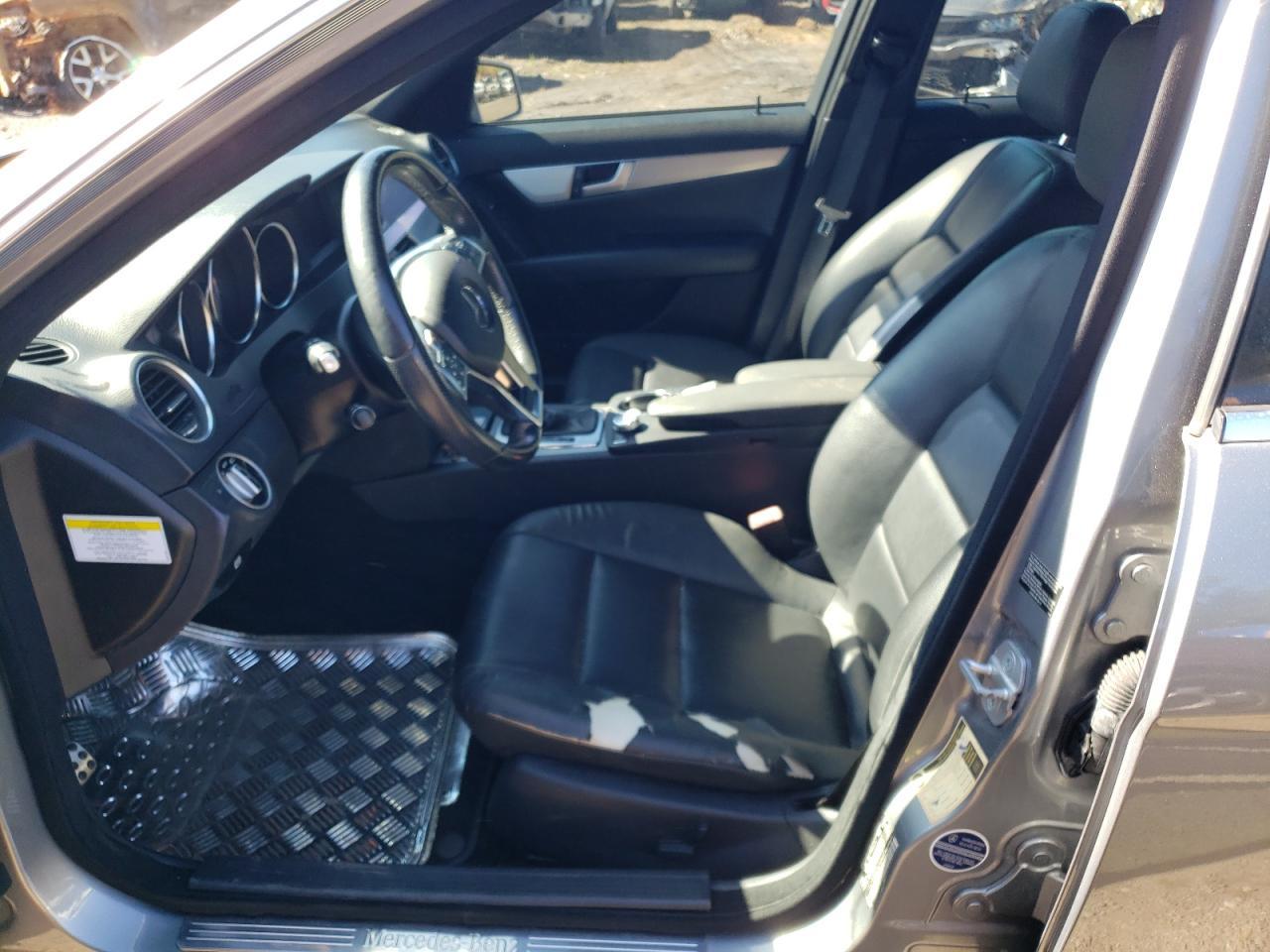2013 MERCEDES-BENZ C-CLASS