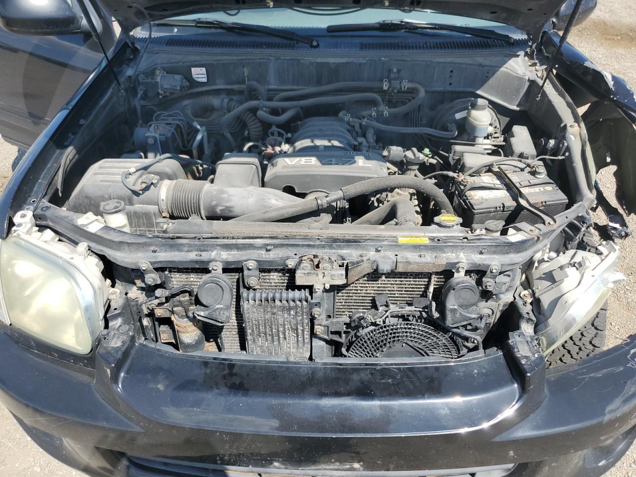 2005 TOYOTA Sequoia