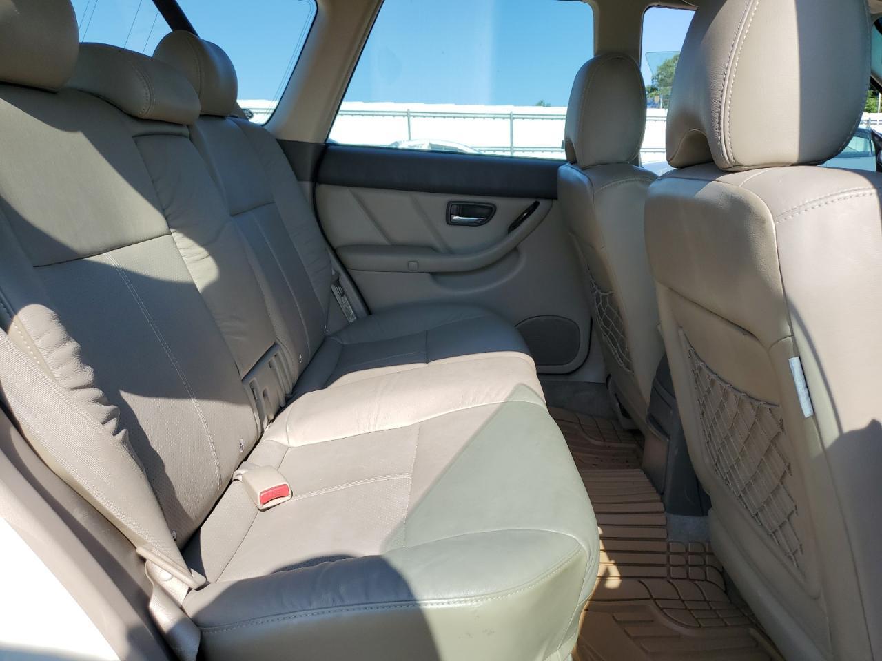 2004 SUBARU Legacy