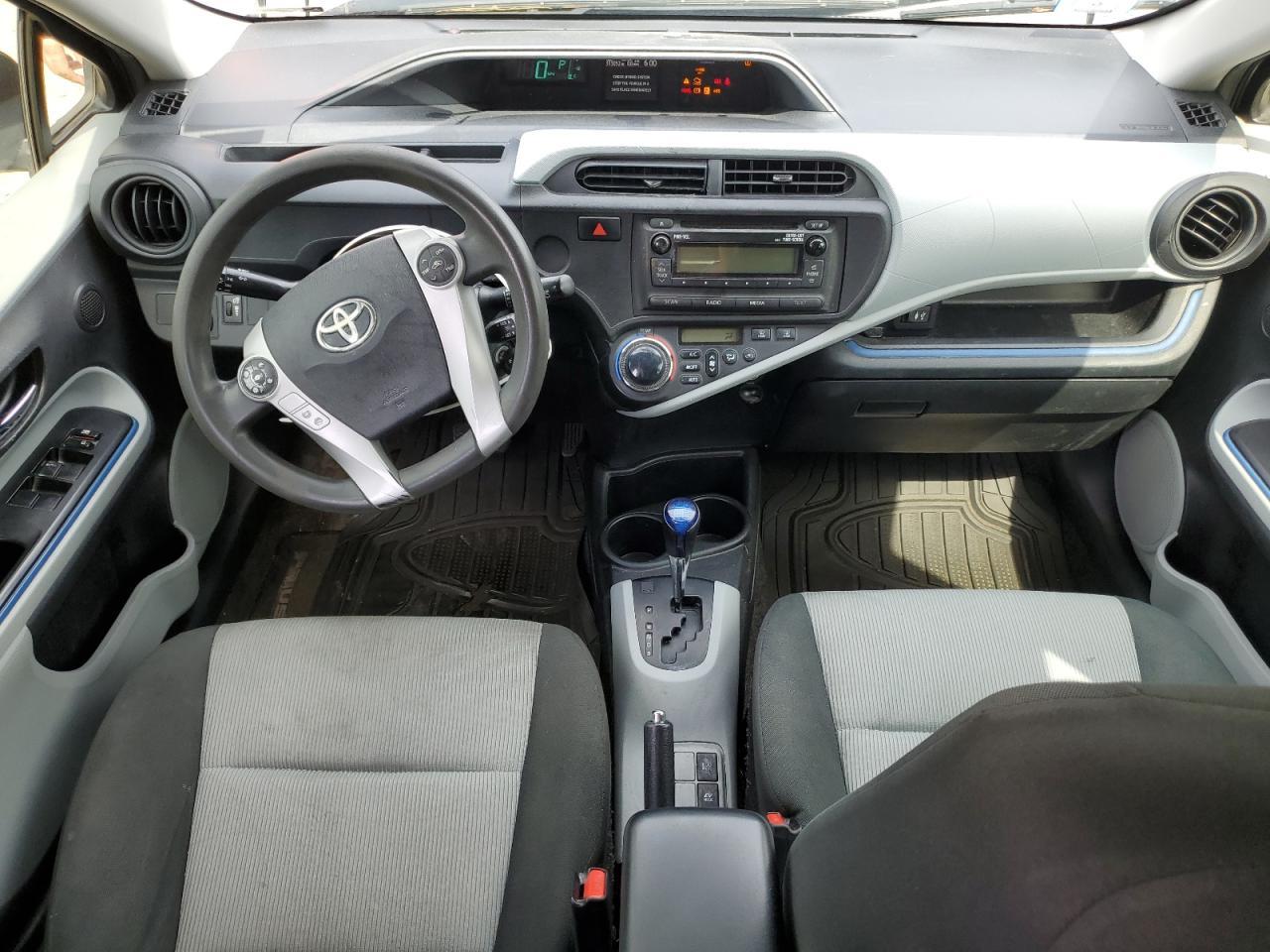 2012 TOYOTA PRIUS