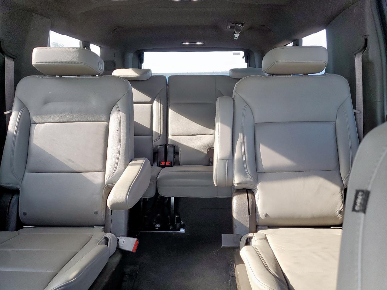 2021 CHEVROLET Suburban