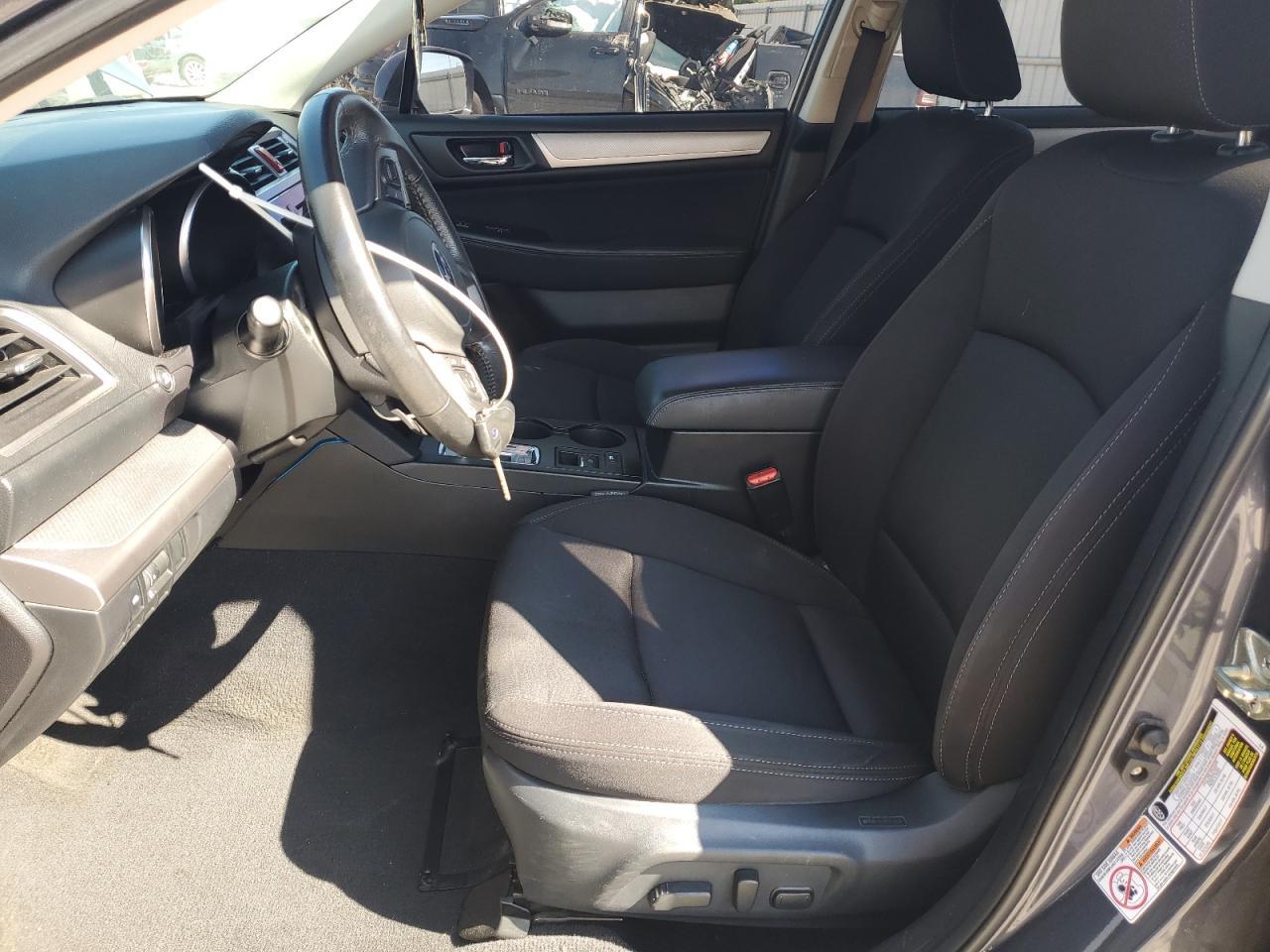 2017 SUBARU Legacy