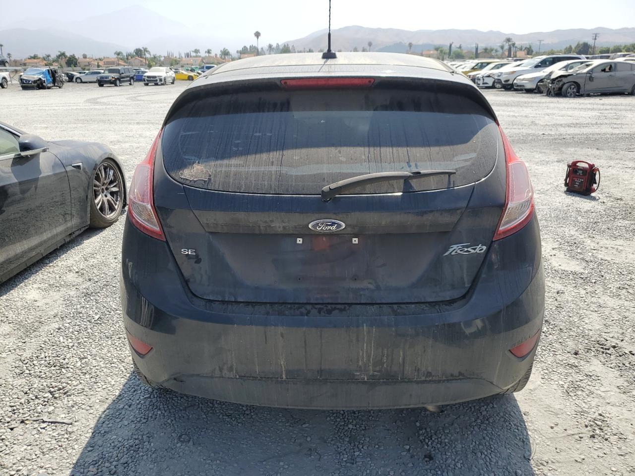 2015 FORD Fiesta
