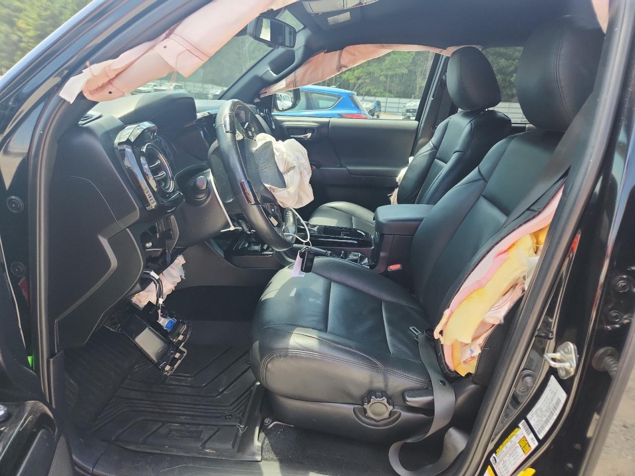 2018 TOYOTA TACOMA