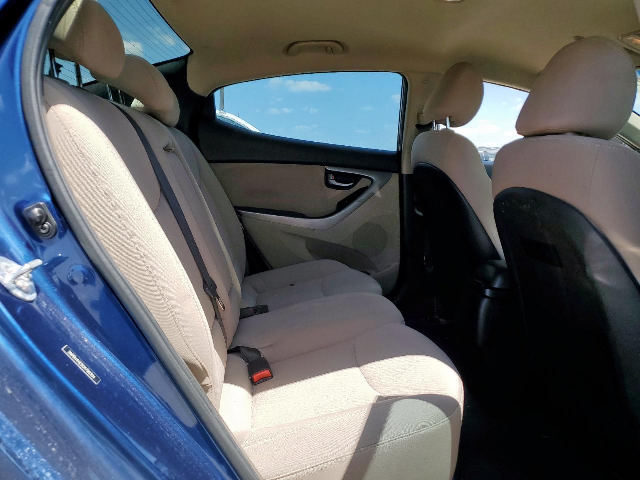 2016 HYUNDAI ELANTRA