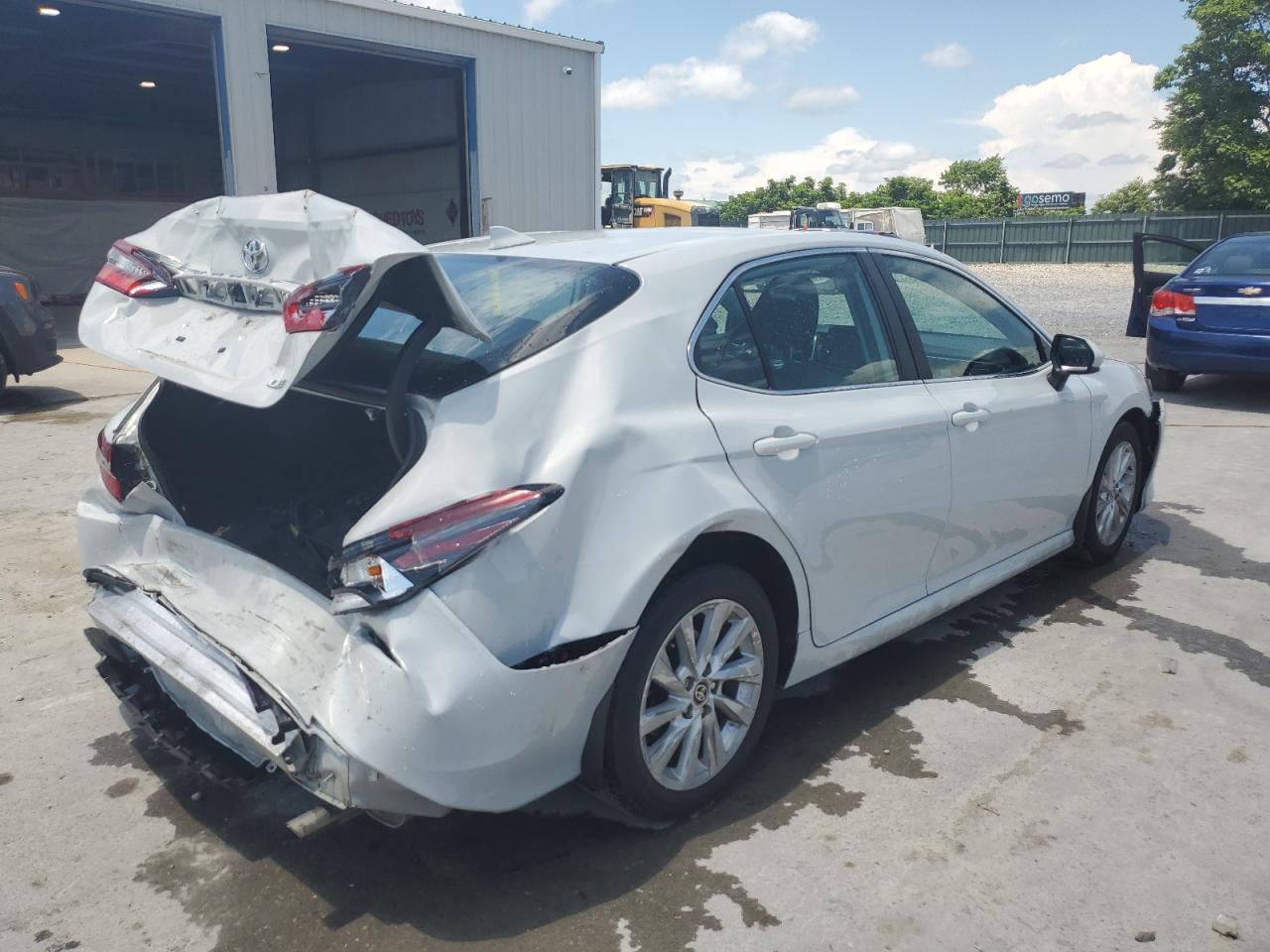 2023 TOYOTA CAMRY