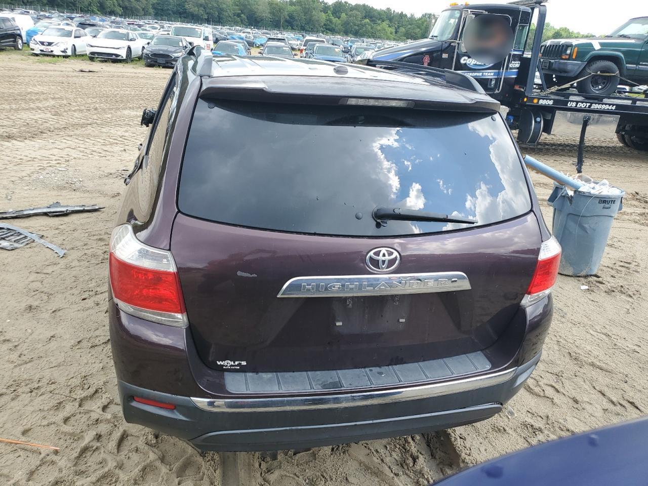2012 TOYOTA HIGHLANDER