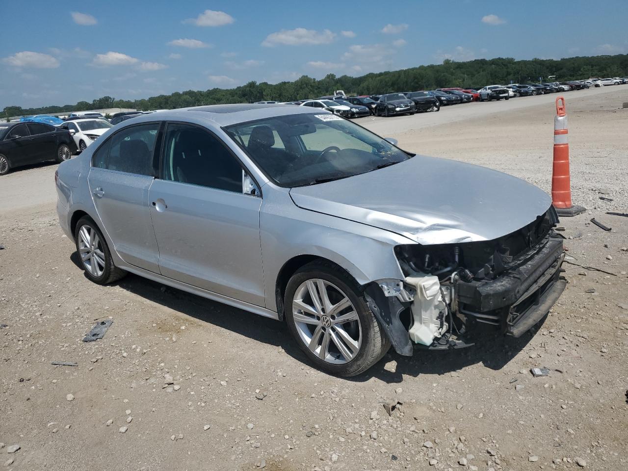 2015 VOLKSWAGEN JETTA