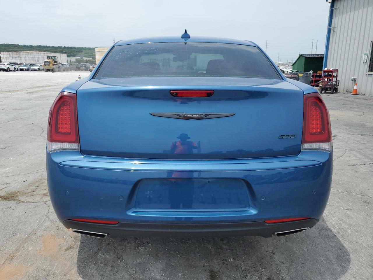 2022 CHRYSLER 300
