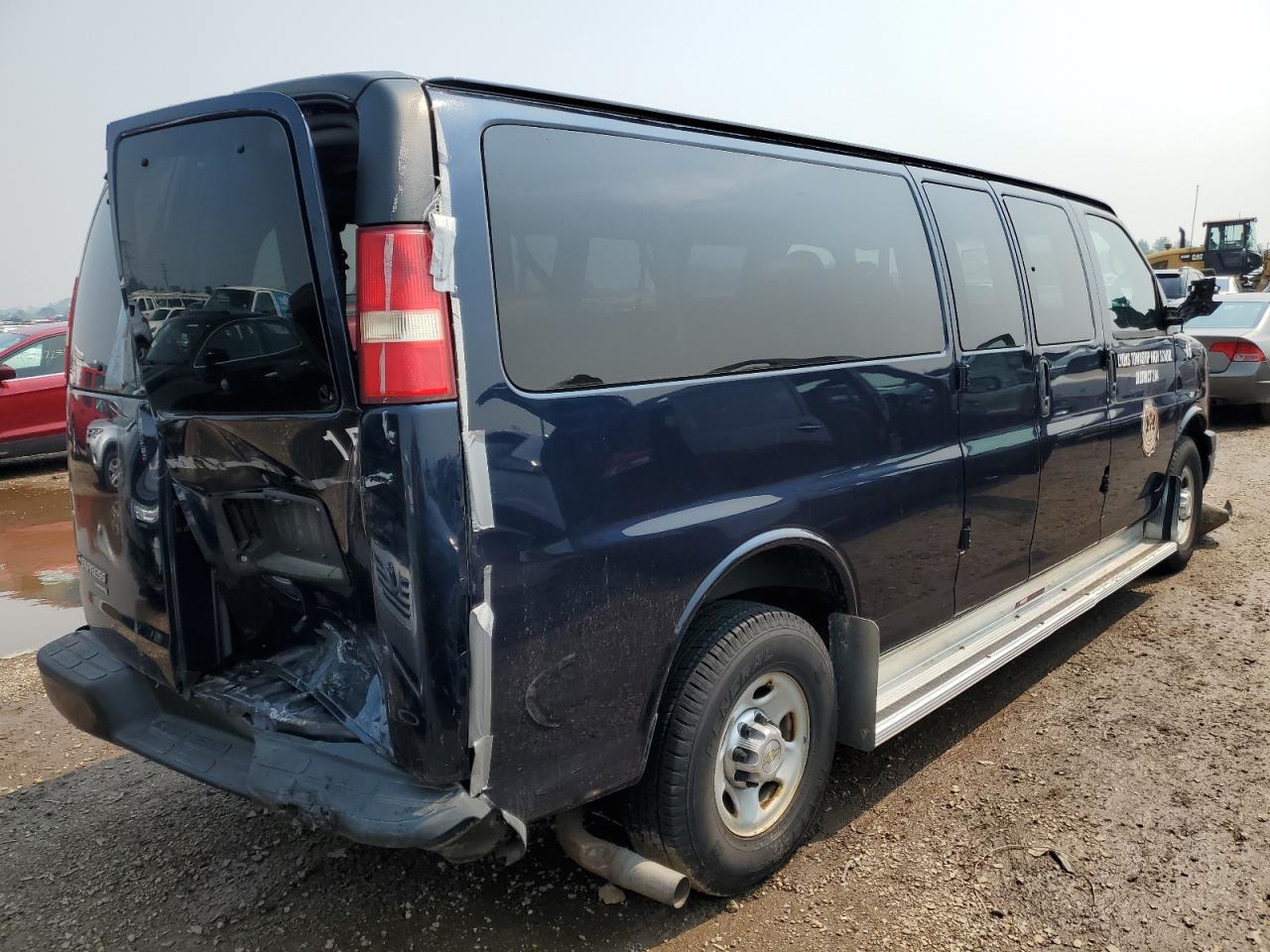 2014 CHEVROLET Express 3500