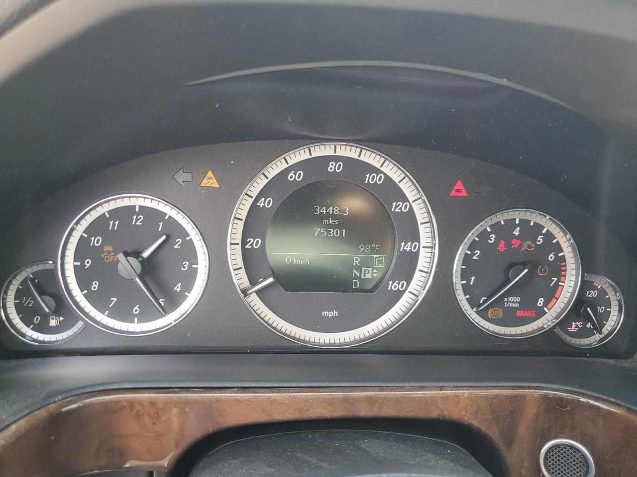 2010 MERCEDES-BENZ E-Class