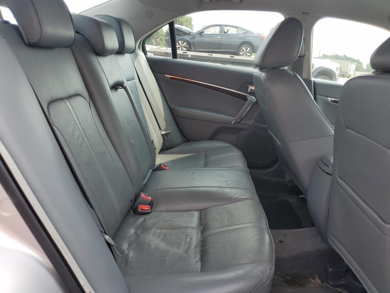 2010 LINCOLN MKZ