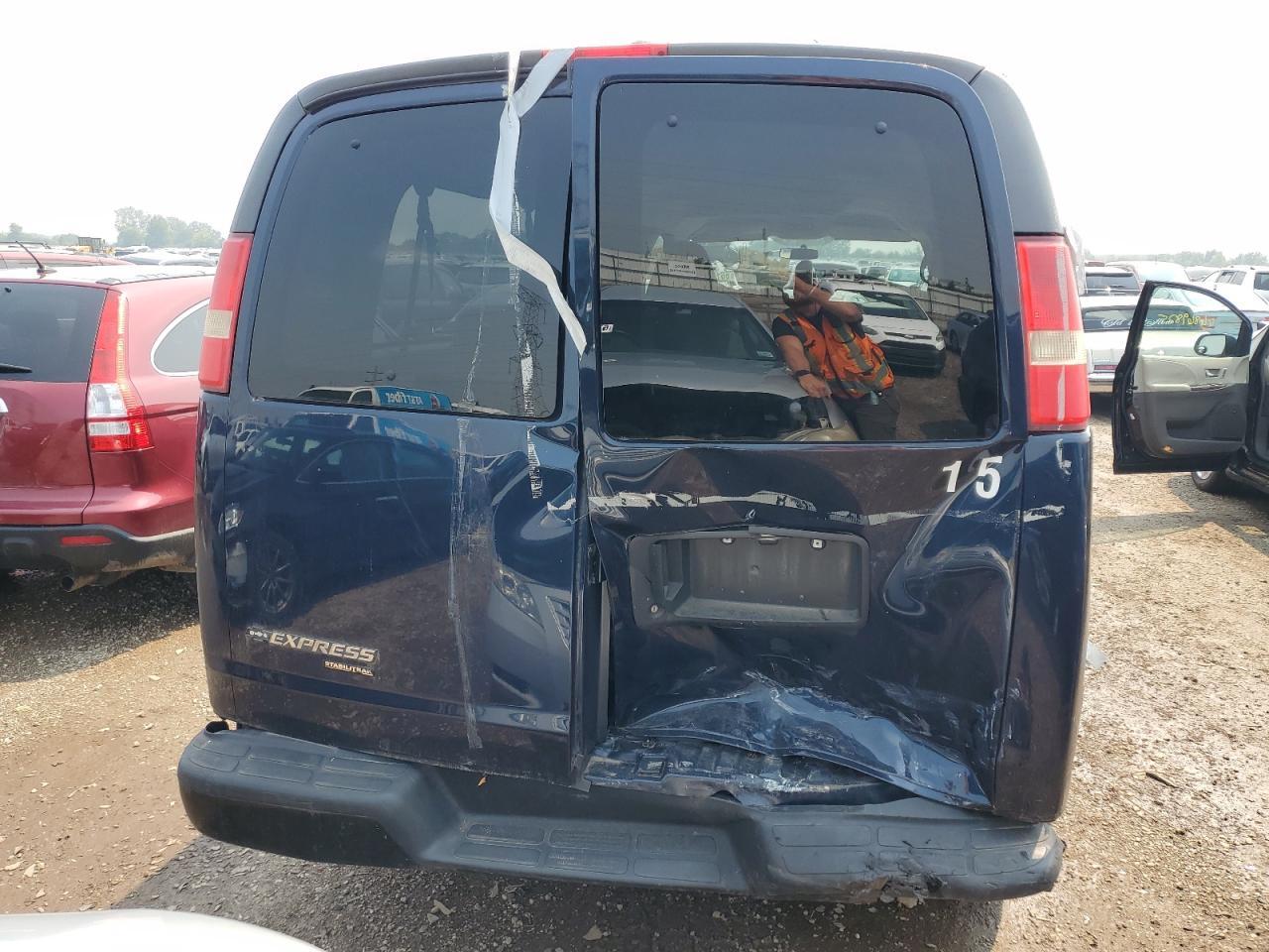 2014 CHEVROLET Express 3500
