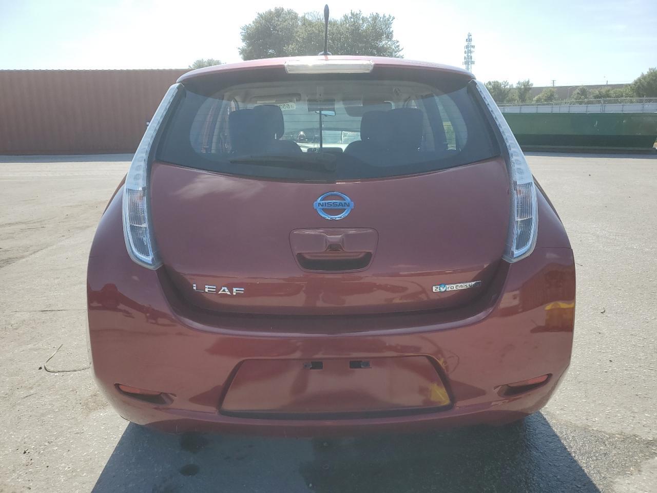 2013 NISSAN LEAF