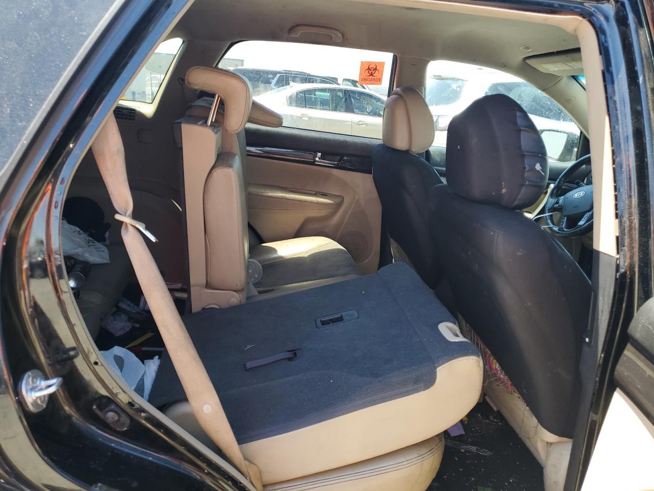 2011 KIA SORENTO