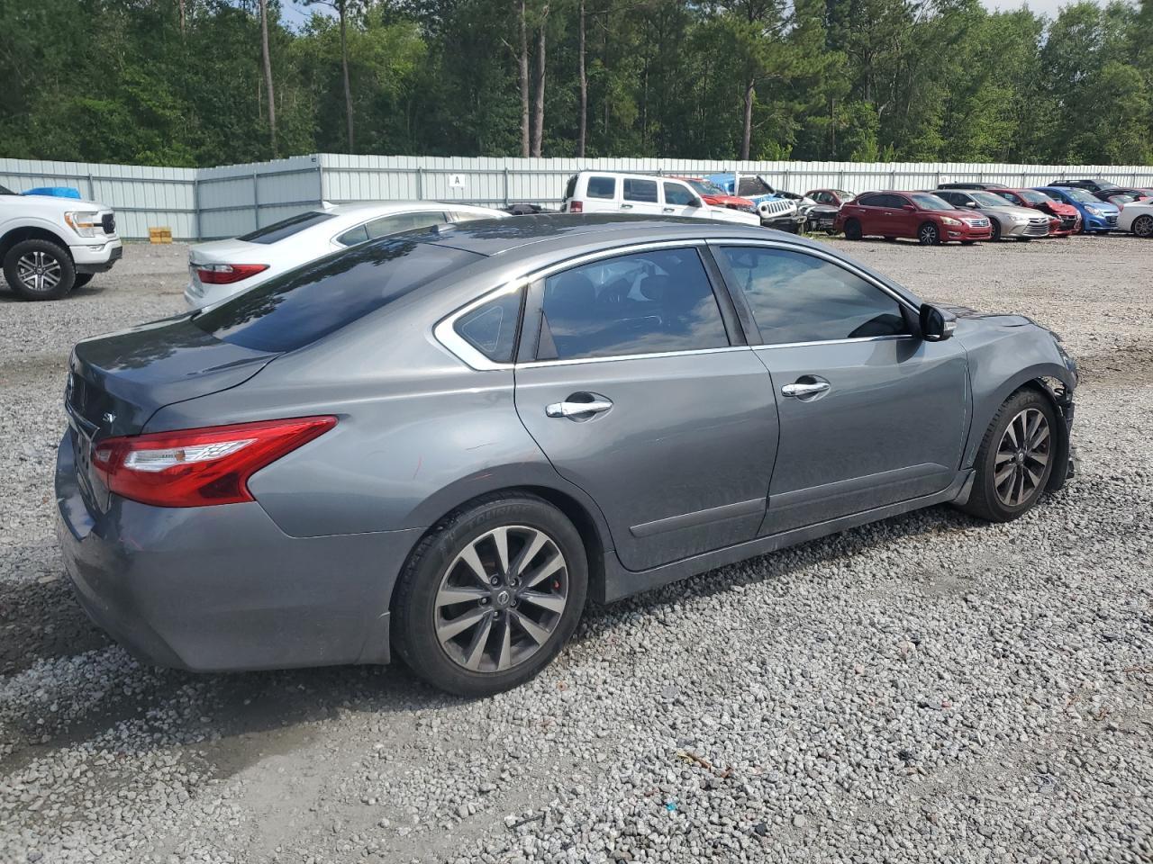 2017 NISSAN ALTIMA