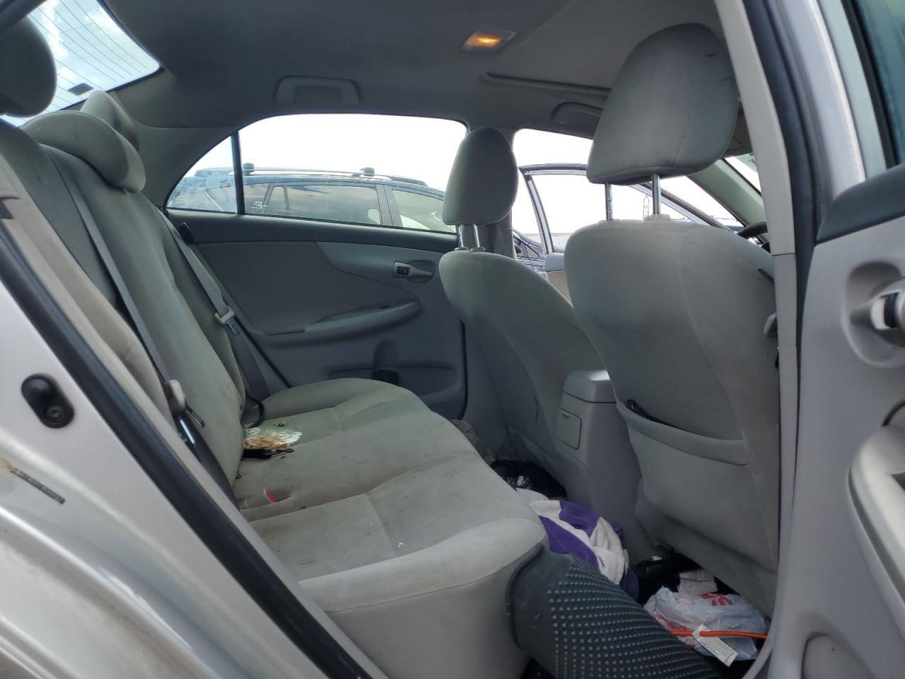 2011 TOYOTA COROLLA