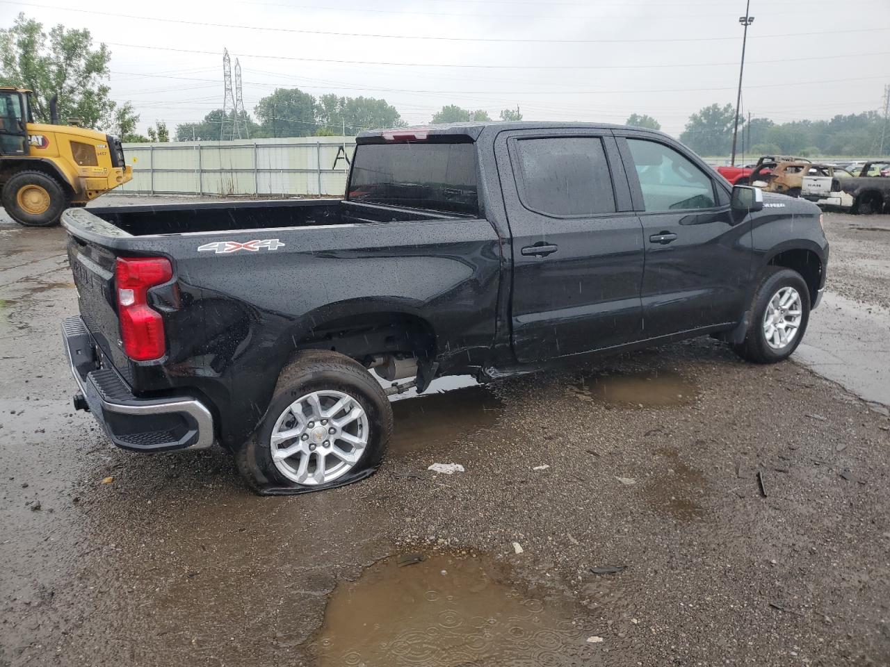 2025 CHEVROLET Silverado