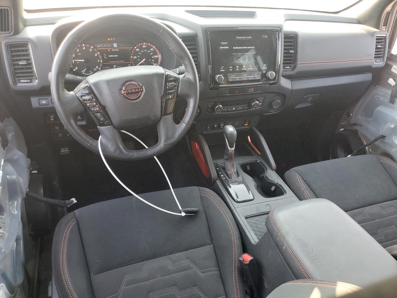2022 NISSAN Frontier