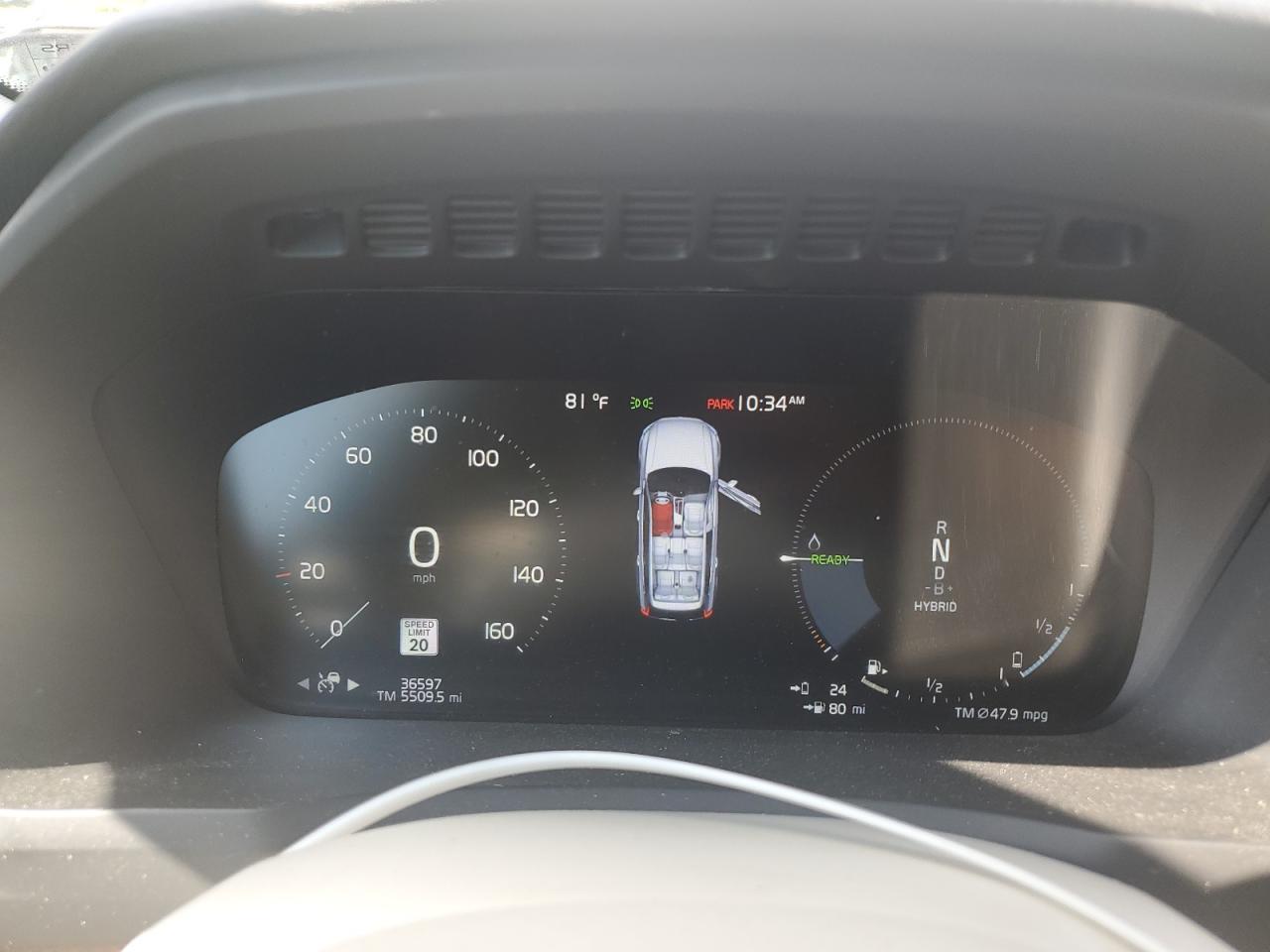 2022 VOLVO XC90