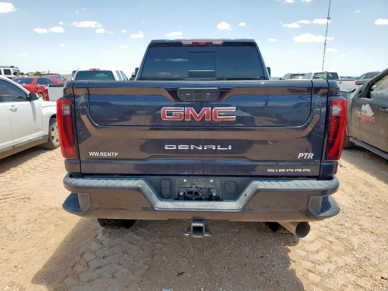 2024 GMC Sierra