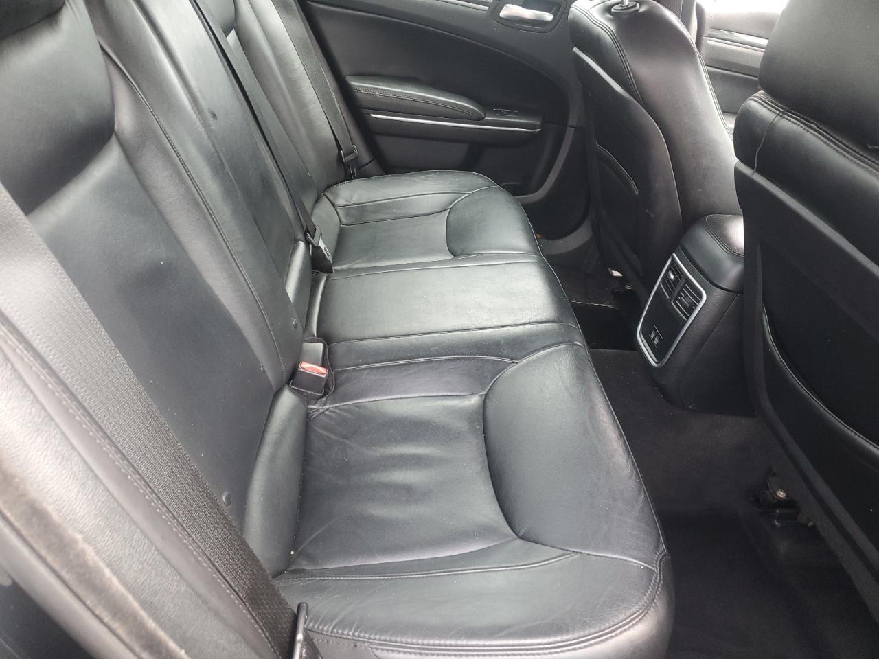 2018 CHRYSLER 300