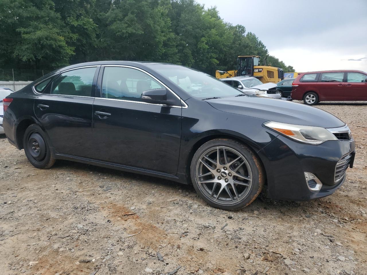 2014 TOYOTA Avalon