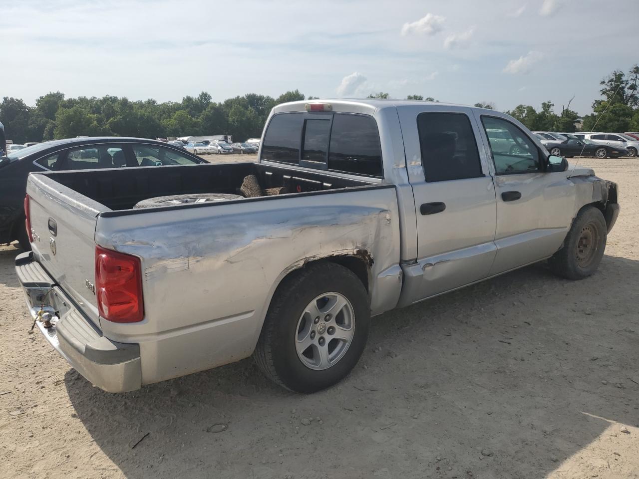 2005 DODGE Dakota
