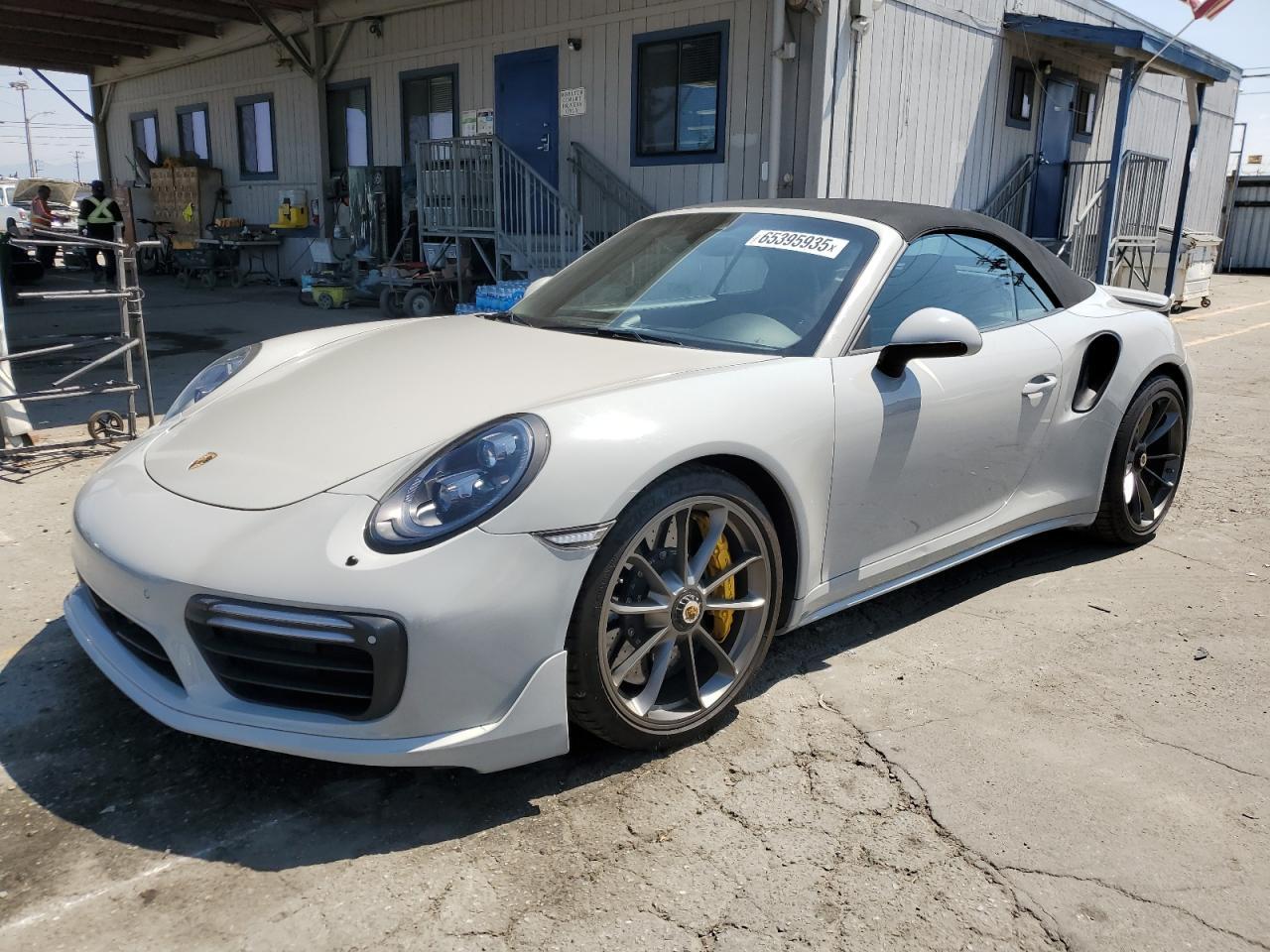 2018 PORSCHE 911