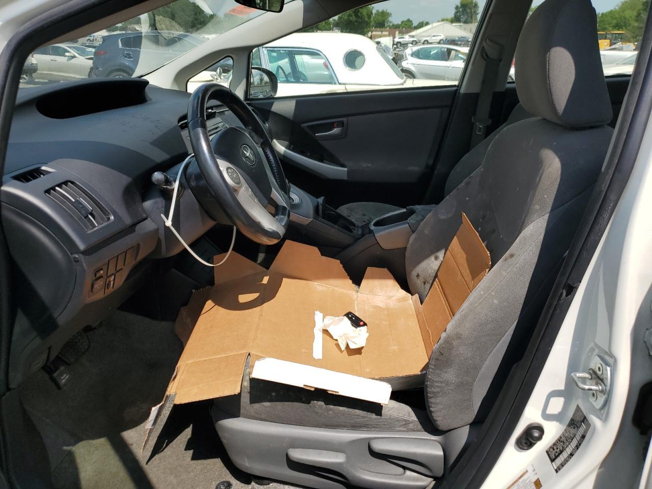 2014 TOYOTA PRIUS