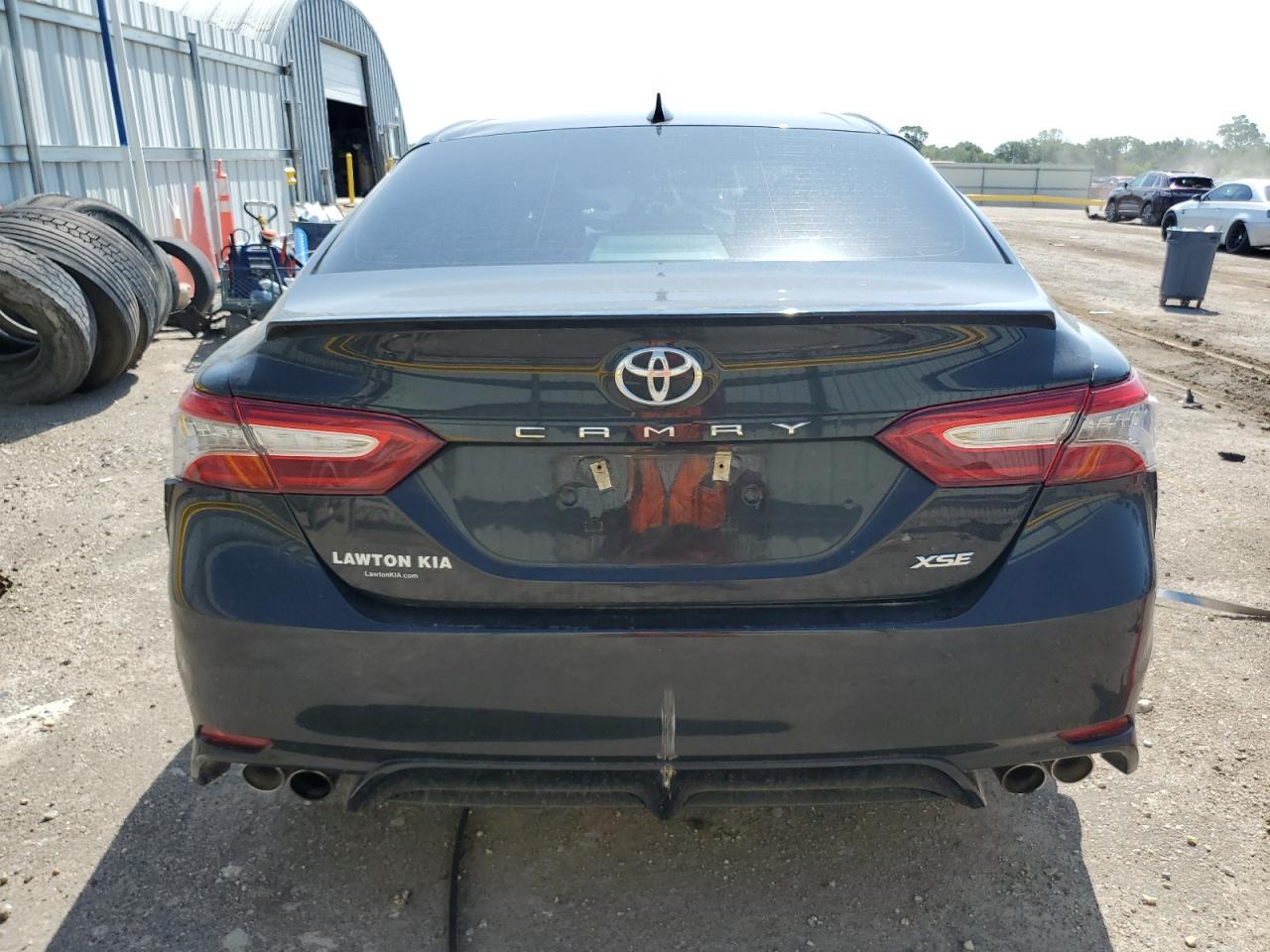 2019 TOYOTA CAMRY