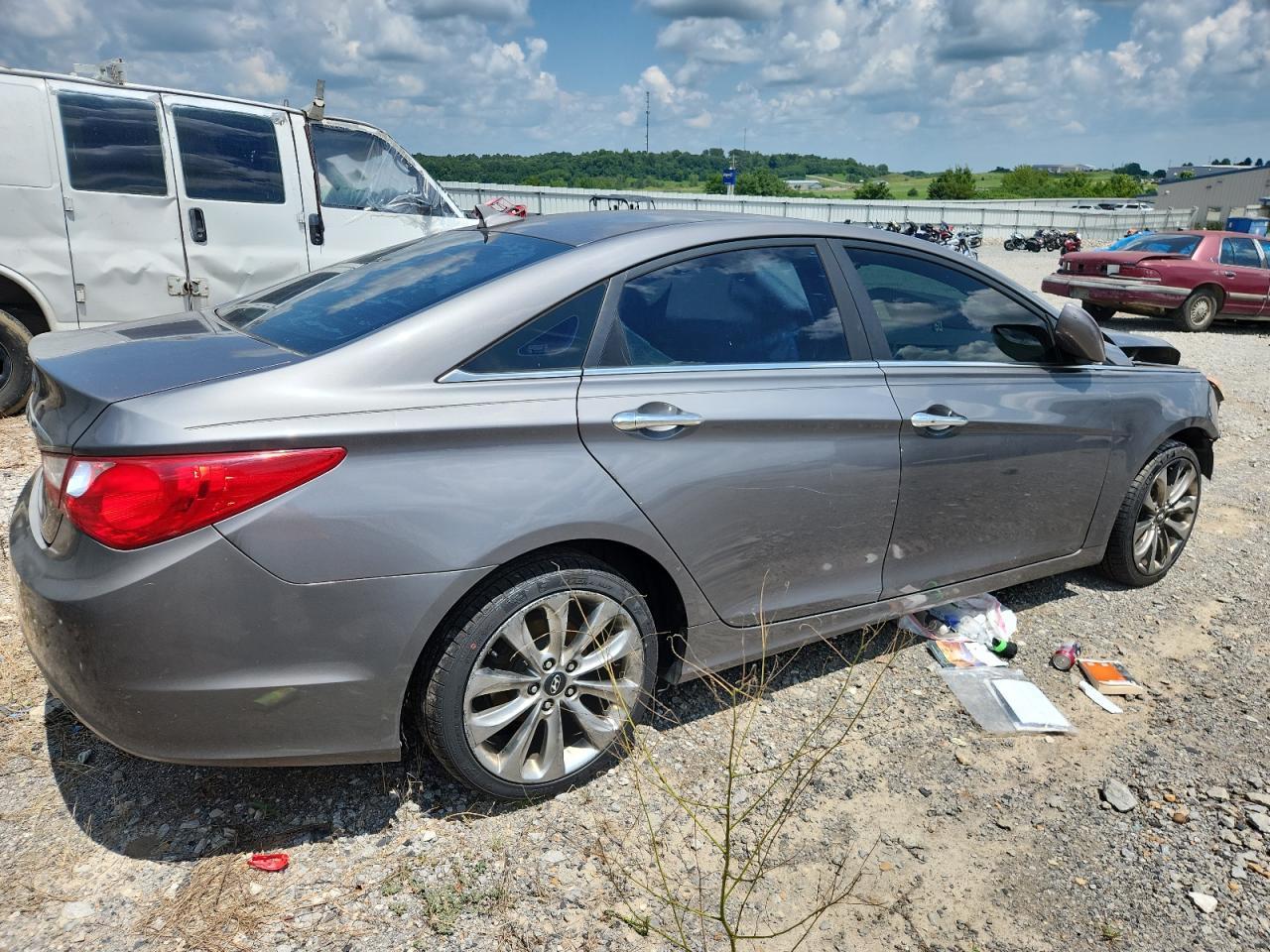 2011 HYUNDAI SONATA