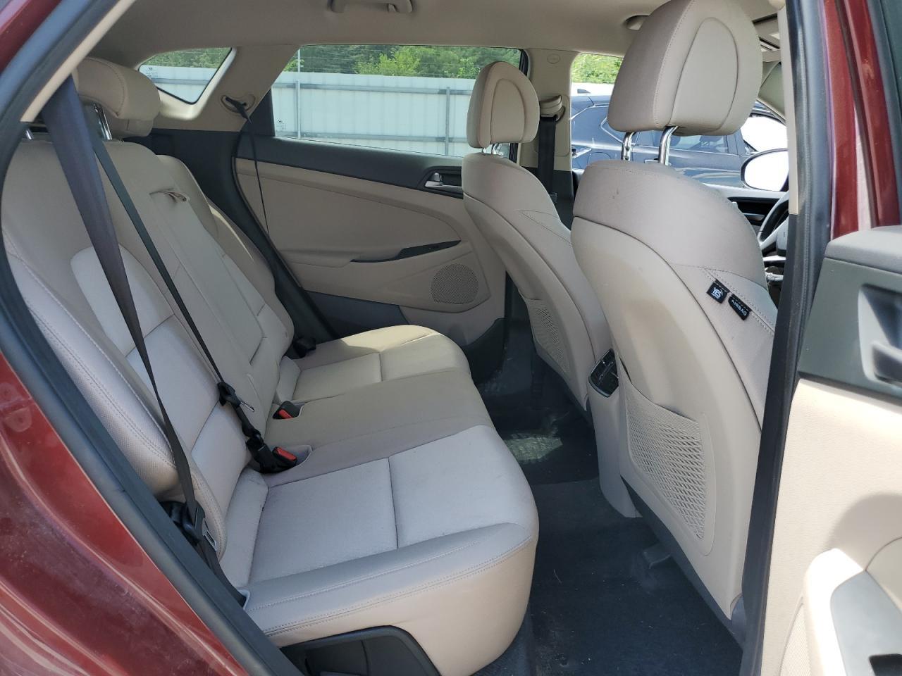 2017 HYUNDAI TUCSON