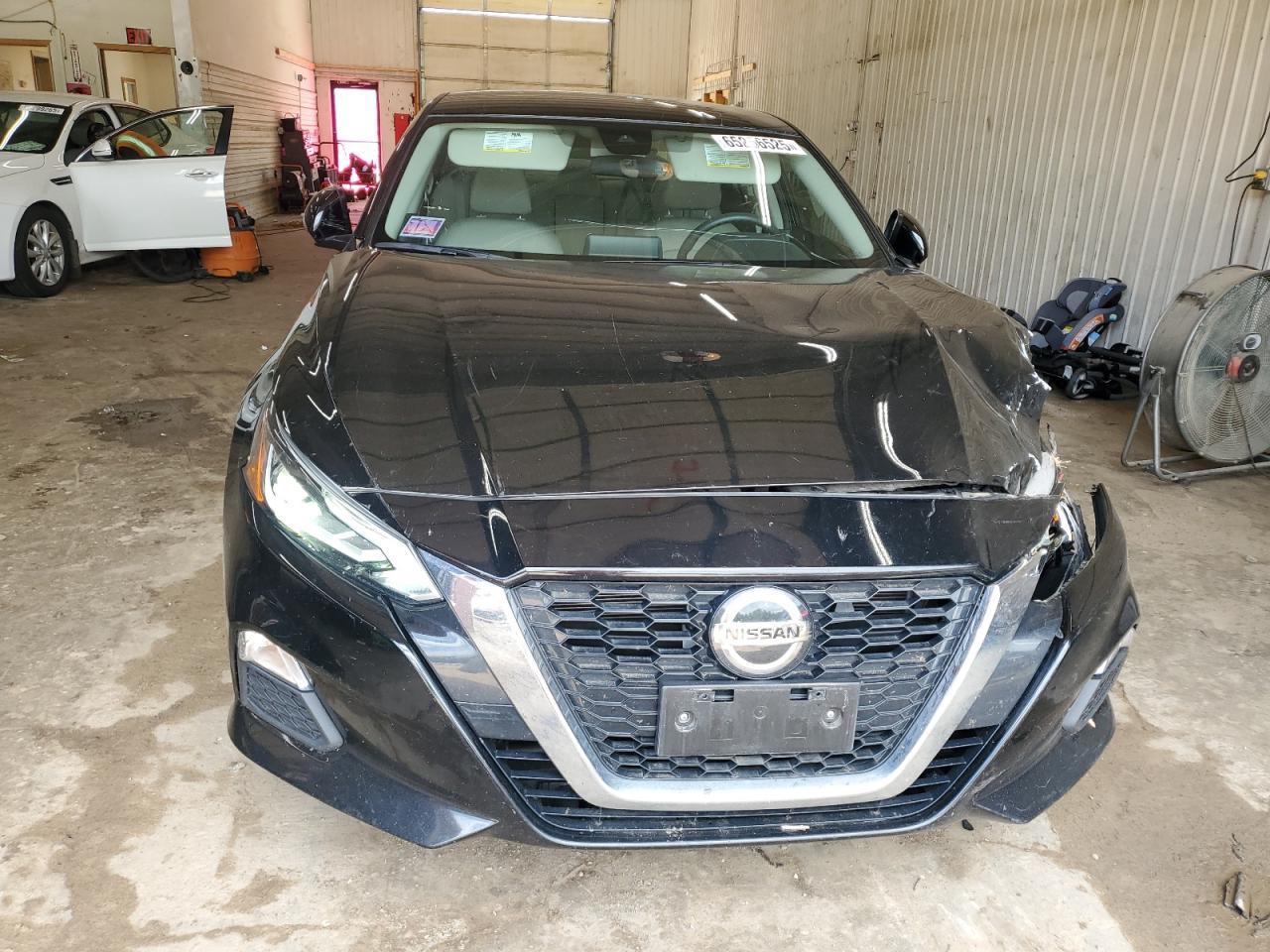 2022 NISSAN ALTIMA
