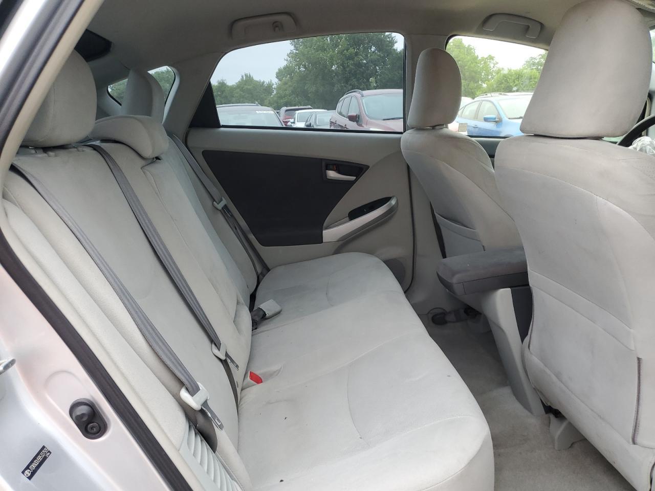 2011 TOYOTA PRIUS
