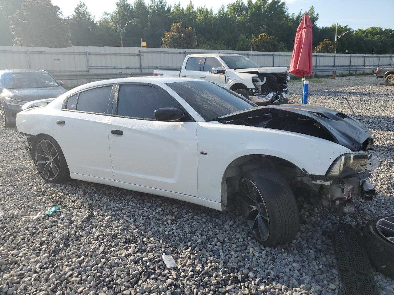 2011 DODGE CHARGER