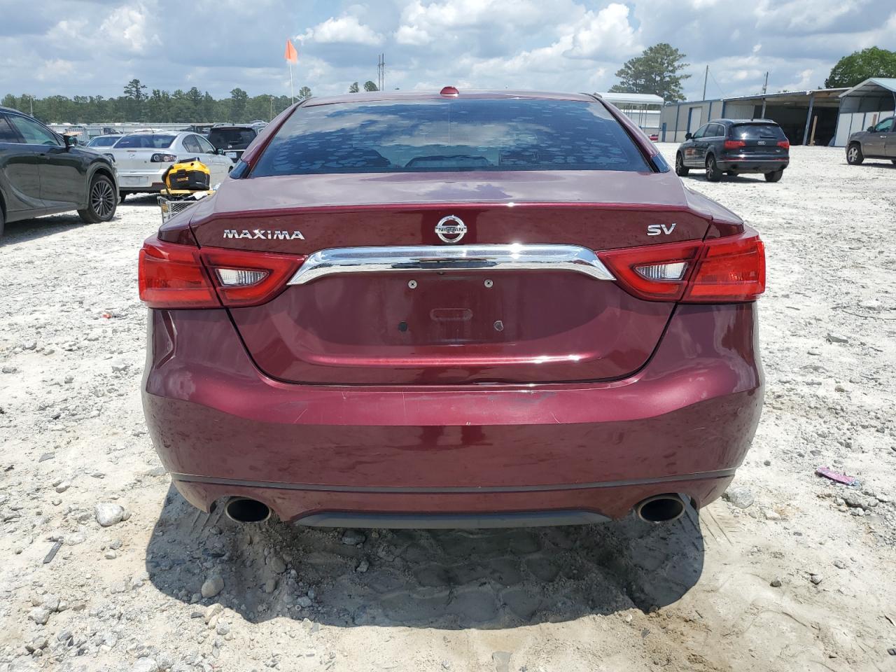 2017 NISSAN Maxima