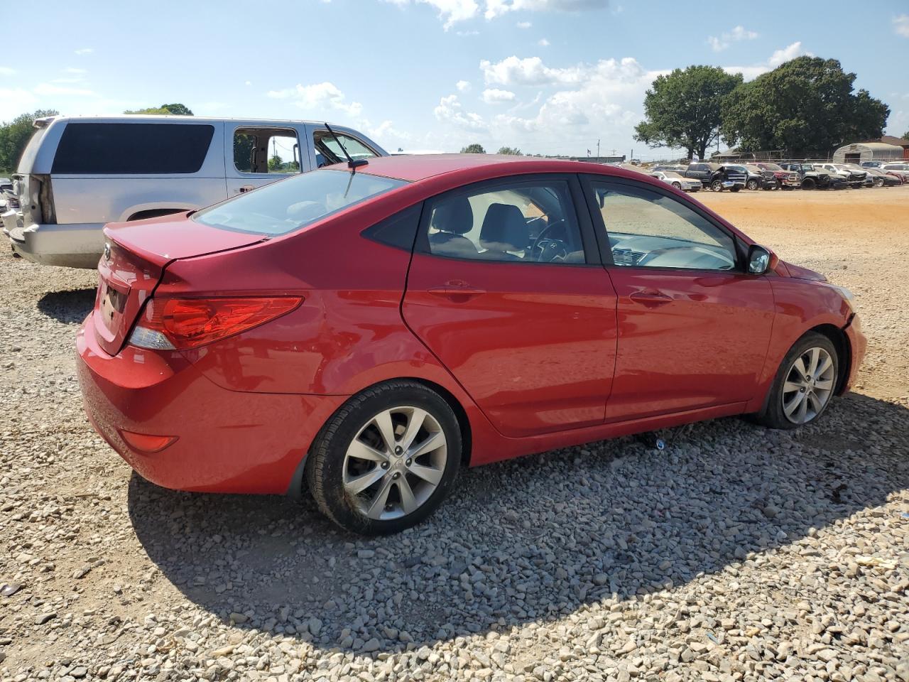 2012 HYUNDAI ACCENT