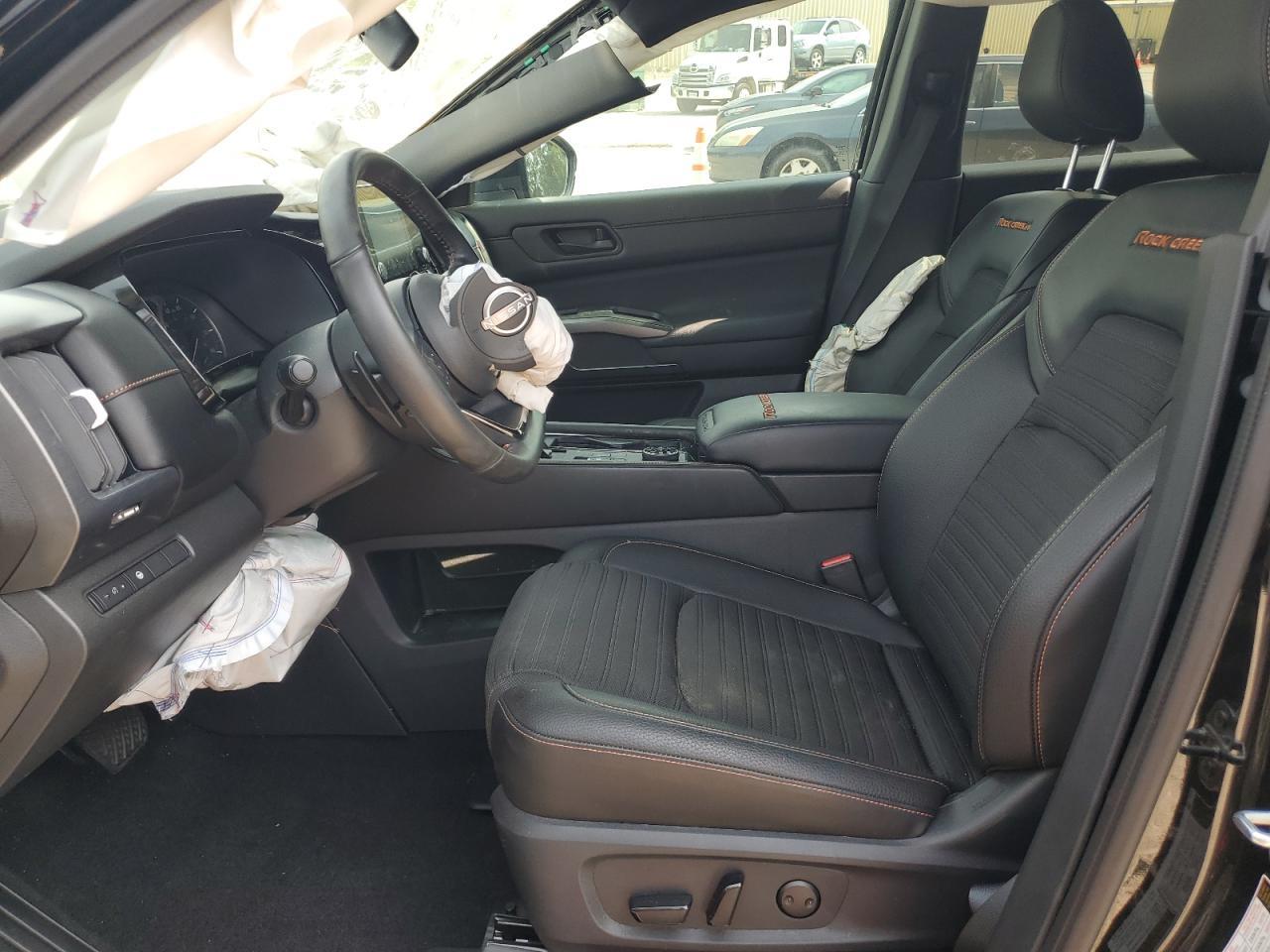 2024 NISSAN PATHFINDER