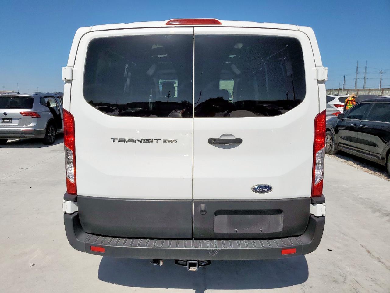 2020 FORD Transit