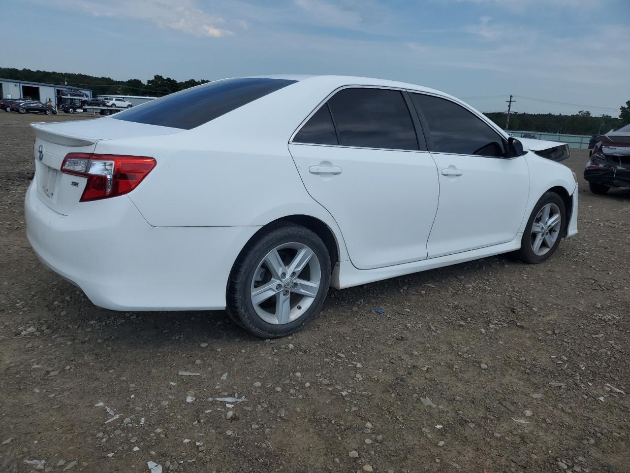 2013 TOYOTA CAMRY