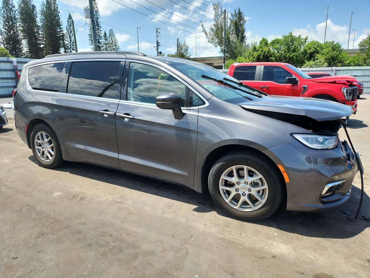 2022 CHRYSLER Pacifica