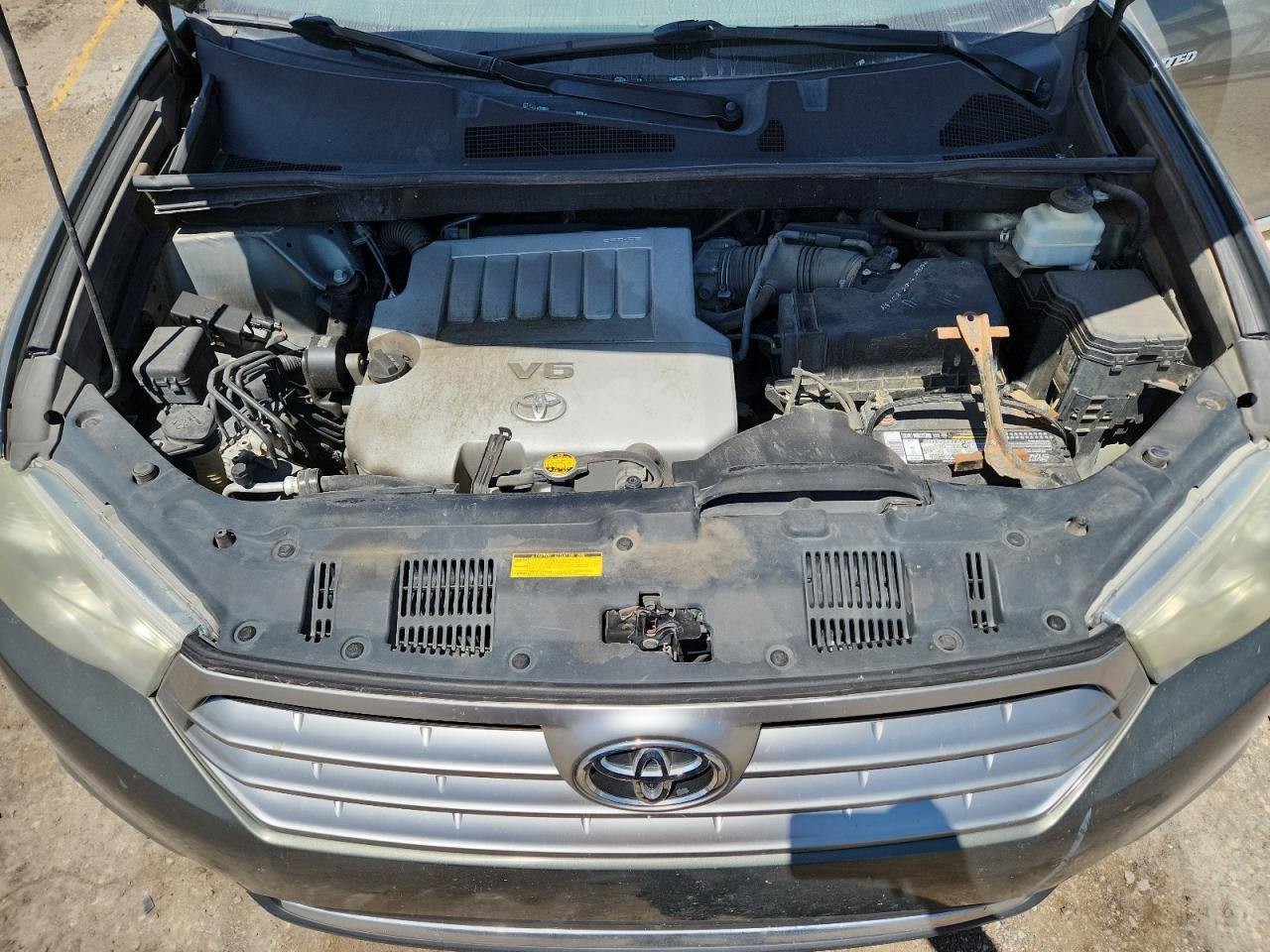 2013 TOYOTA HIGHLANDER